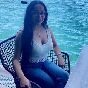 Meet your Posher, Alma janeth